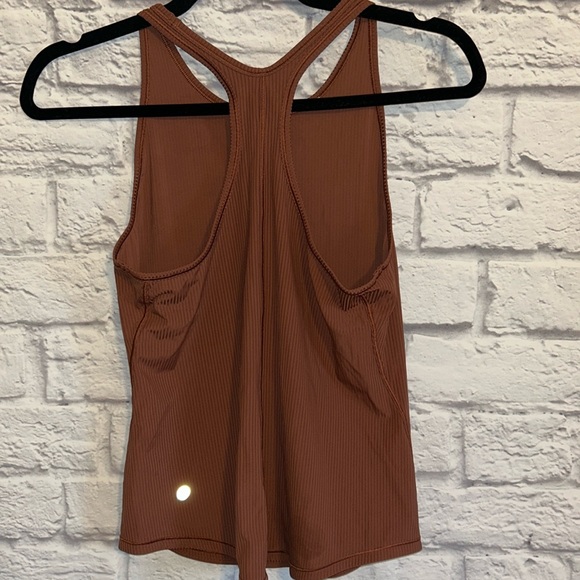 Lululemon base pace tank size 4 brown or copper - Picture 2 of 4